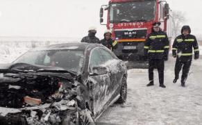 Ninsoarea a paralizat sudul României. Vânturi de 80 km/h, temperaturi resimțite de -20 de grade Celsius