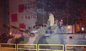 Parada de 1 decembrie în București. Un tanc de la paradă s-a defectat în drum spre Arcul de Triumf (Video)