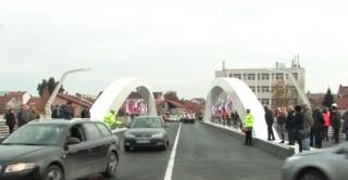 Podul Centenarului din Oradea, lăudat de la Bruxelles, deschis pentru traficul rutier