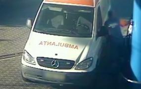 Detalii uluitoare în cazul ambulanțierilor din Corabia care furau carburant. Motorina era ascunsă chiar în ambulanță