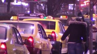 Razie la taximetriștii din București. 150 de mașini verificate, 95 de amenzi