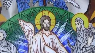 O icoană pictată pe sticlă, de opt metri înălțime, poate intra în Cartea Recordurilor