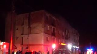 Incendiul izbucnit într-un bloc din oraşul Bucecea, judeţul Botoşani a fost provocat de un copil