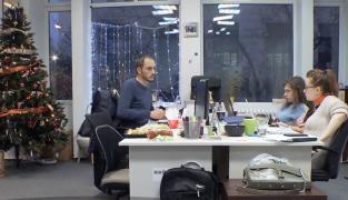 Secret Santa a devenit tradiţie în companiile româneşti