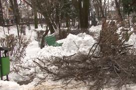 Parcul din Târgu Jiu în care se află operele lui Brâncuşi, închis pentru public