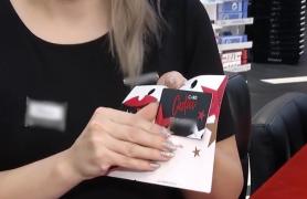 Cardurile cadou sunt tot mai populare în România