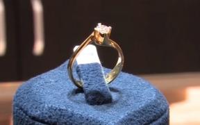 Atenție la bijuteriile contrafăcute, de sărbători! Avertismentul specialiştilor