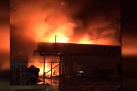 Incendiu violent la o fabrică de încălţăminte din Alba