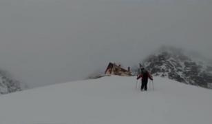 Crăciun cu zăpadă la munte. Există pericol de avalanşă, veşti proaste de la meterologi
