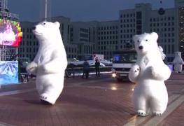 Paradă spectaculoasă de Crăciun, în Belarus