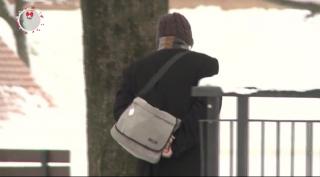 Singurătatea poate deveni apăsătoare. Unii oameni ajung să se izoleze