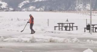 Parcări moderne între Dej şi Baia Mare, cu lacătul pe uşă