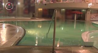 Incident dramatic, de Crăciun, la parcul acvatic din Deva. Un copil de 6 ani s-a înecat într-unul dintre bazine