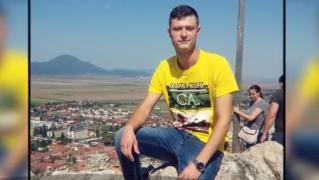Povestea tristă a lui Alex, băiatul care a sărit de pe podul de la Cernavodă. Îi murise mama când era mic, de tată nu ştia nimic (Video)