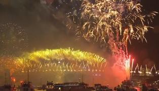 Anul 2019, celebrat spectaculos în orașele lumii