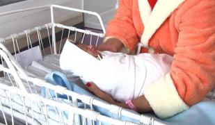 Miracolul de 1 ianuarie:  Ștefania, primul copil după 26 de ani de căsnicie ai unui cuplu din Craiova