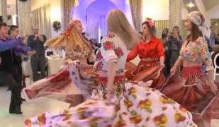 Carnaval de tradiţie la Băile Felix, cu ţinute de gală