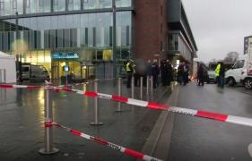 Un individ a lovit cu maşina mai multe grupuri de imigranţi, în două oraşe din Germania