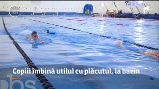 Copiii profită de ultimele zile de vacanţă pe pârtii ori la patinoar