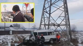 Microbuzul cu pasageri din accidentul din Argeș a zburat peste un parapet de 1 metru