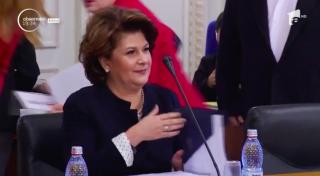 Klaus Iohannis a semnat decretele de numire a miniștrilor interimari pentru cele două ministere