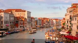 Încălzirea globală ameninţă zeci de destinaţii turistice. Veneţia ar putea fi înghiţită de ape