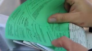 Poliţe facultative pentru ţeava spartă sau câinele care se repede la vecini