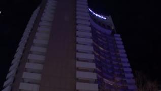 Tânărul care s-a aruncat de la etajul 15 al hotelului Intercontinental şi-a anunţat familia că se sinucide