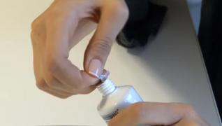 Alertă printre părinţi! O cremă "naturistă" pentru copii conţine medicamente