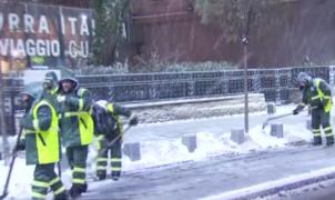 Avertizare de vreme rea. Urmează două zile de ninsori, viscol şi polei