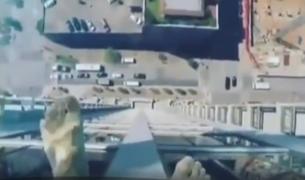 Piscină de sticlă,la etajul 42 al unui imobil din Texas