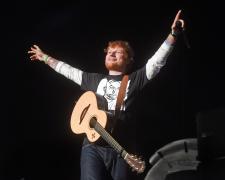 Ed Sheeran s-a despărţit de partenera lui, după mai bine de un an de relaţie