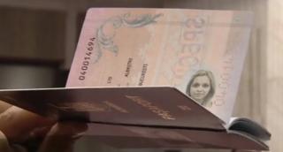 Noile paşapoarte ale românilor, mult mai sigure şi mai frumoase
