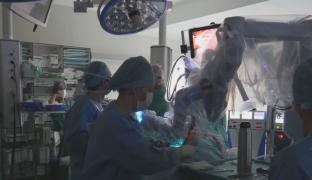 Patru oameni salvați la Brașov, într-un maraton de transplanturi la rinichi