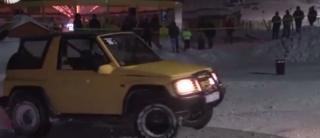 Spectacol cu drifturi la Păltiniș. Zeci de spectatori au urmărit cursa, în ciuda gerului de afară