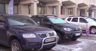 Plâgeri penale, după o dispută pe un loc de parcare de la Prefectura Botoşani