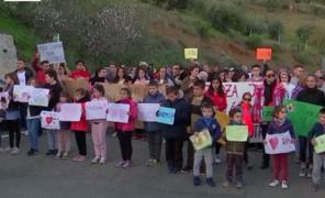 Au trecut 72 de ore de când un băiat de 2 ani e blocat într-un puţ în Malaga. Autorităţile continuă operaţiunile de salvare