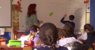 Profesorii şi medicii din Arad confirmă că fobia de şcoală nu e o glumă, ci o tulburare care trebuie tratată la psihiatru