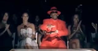 Rapperul R. Kelly a rămas fără casă de producţie