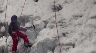 Iubitorii de escaladă, demonstrație de curaj la Răchiţele, în Cluj