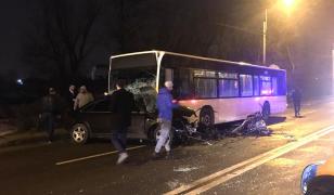 Doi tineri au murit pe loc, într-un accident de coşmar, la peste 100 de km/h, în Bucureşti