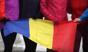 Mica Unire, paradă în frig și zăpadă. Maraton până la graniţa cu Republica Moldova