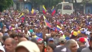 Venezuela, în pragul revoluţiei. Peşedintele parlamentului s-a autoproclamat şef al statului