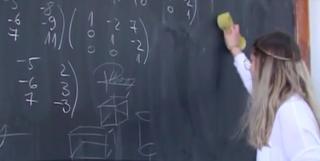 Mai mulţi liceeni din Târgu Mureş își cer drepturile printr-o campanie