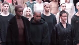 Kanye West, dat din nou în judecată. Rapperul are probleme acum în afacerile legate de brandul său de încălţăminte