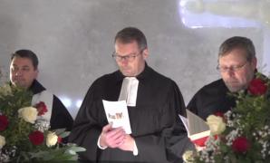 Biserica de gheaţă de la Bâlea Lac, loc de rugăciune pentru oameni de religii diferite