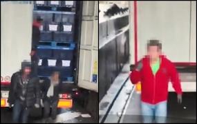 Șoferul unui camion românesc, filmat în Marea Britanie în timp ce lăsa să coboare opt imigranţi