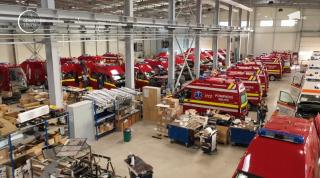 Culisele fabricii de ambulanțe din Cluj. Cum sunt asamblate autospecialele care salvează vieți