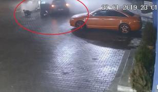 Accident Live într-o benzinărie din Botoşani. Două fete şi doi băieţi s-au speriat de moarte (Video)