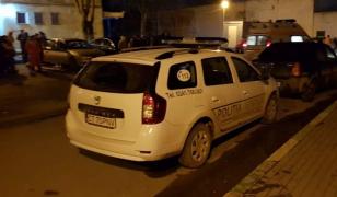 O fetiţă de 3 ani, din Năvodari, a supravieţuit două zile cu apă şi biscuiţi lângă trupul mamei sale